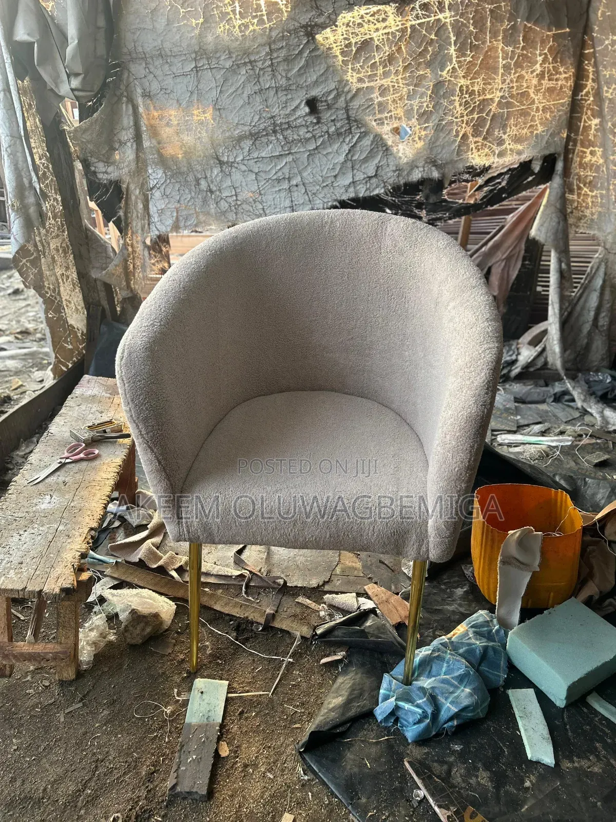 Single Seater Chair