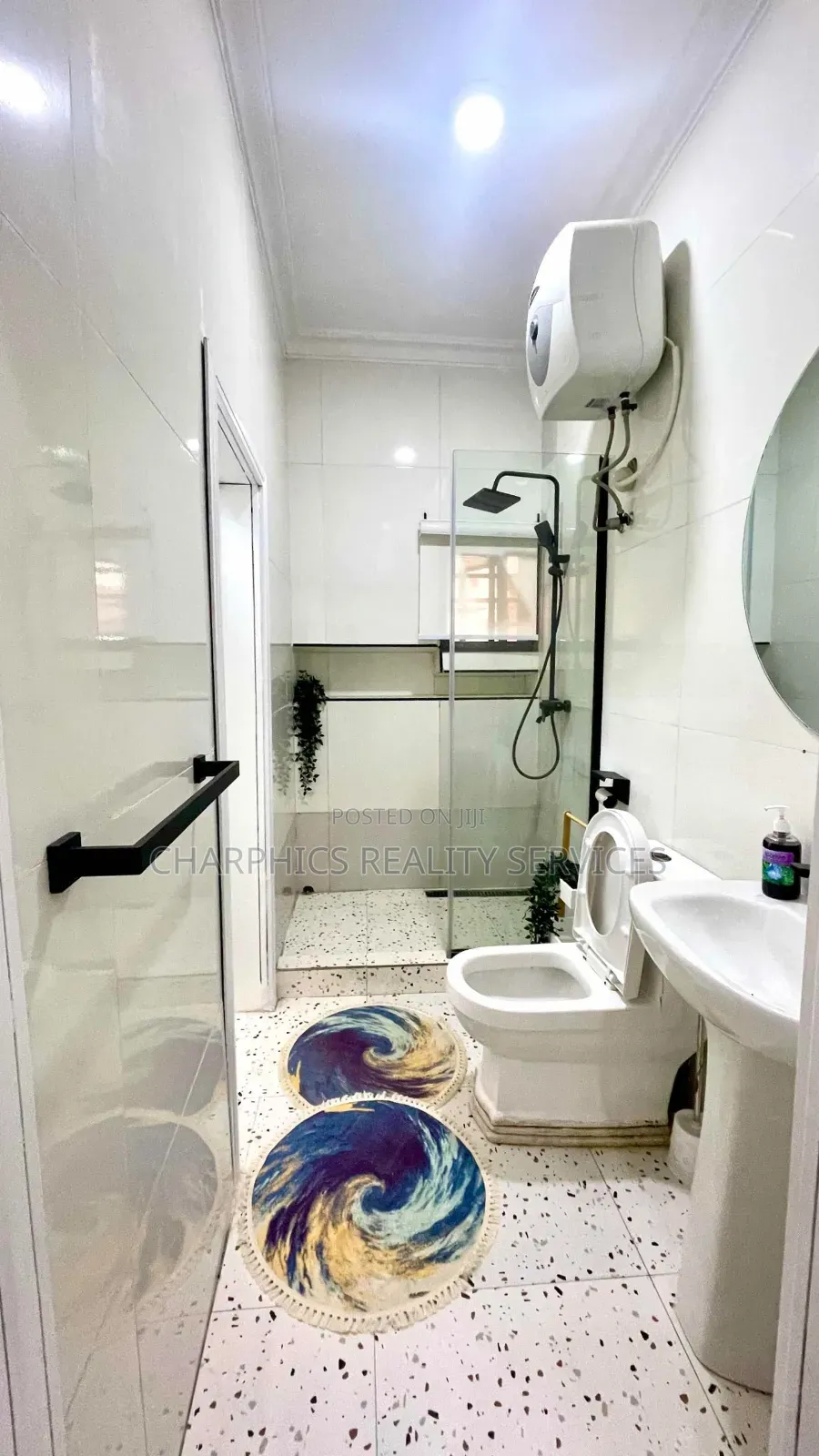 Furnished 2bdrm Apartment in Lekki Phase 1 for rent