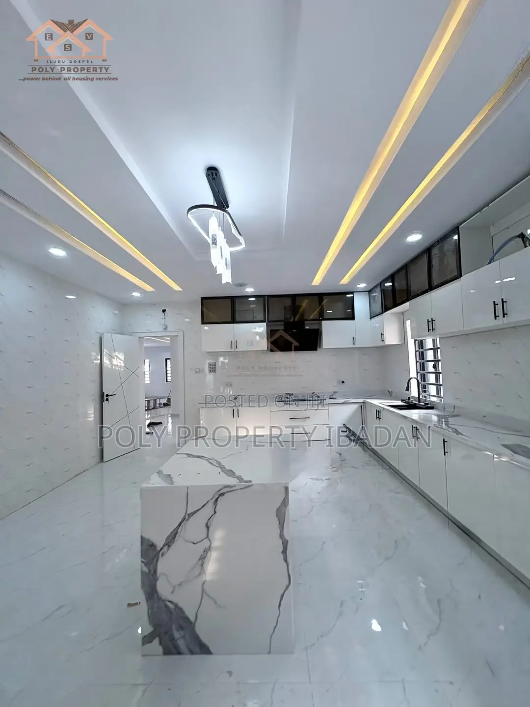 5bdrm Duplex in Red Gate Estate, Ibadan for sale