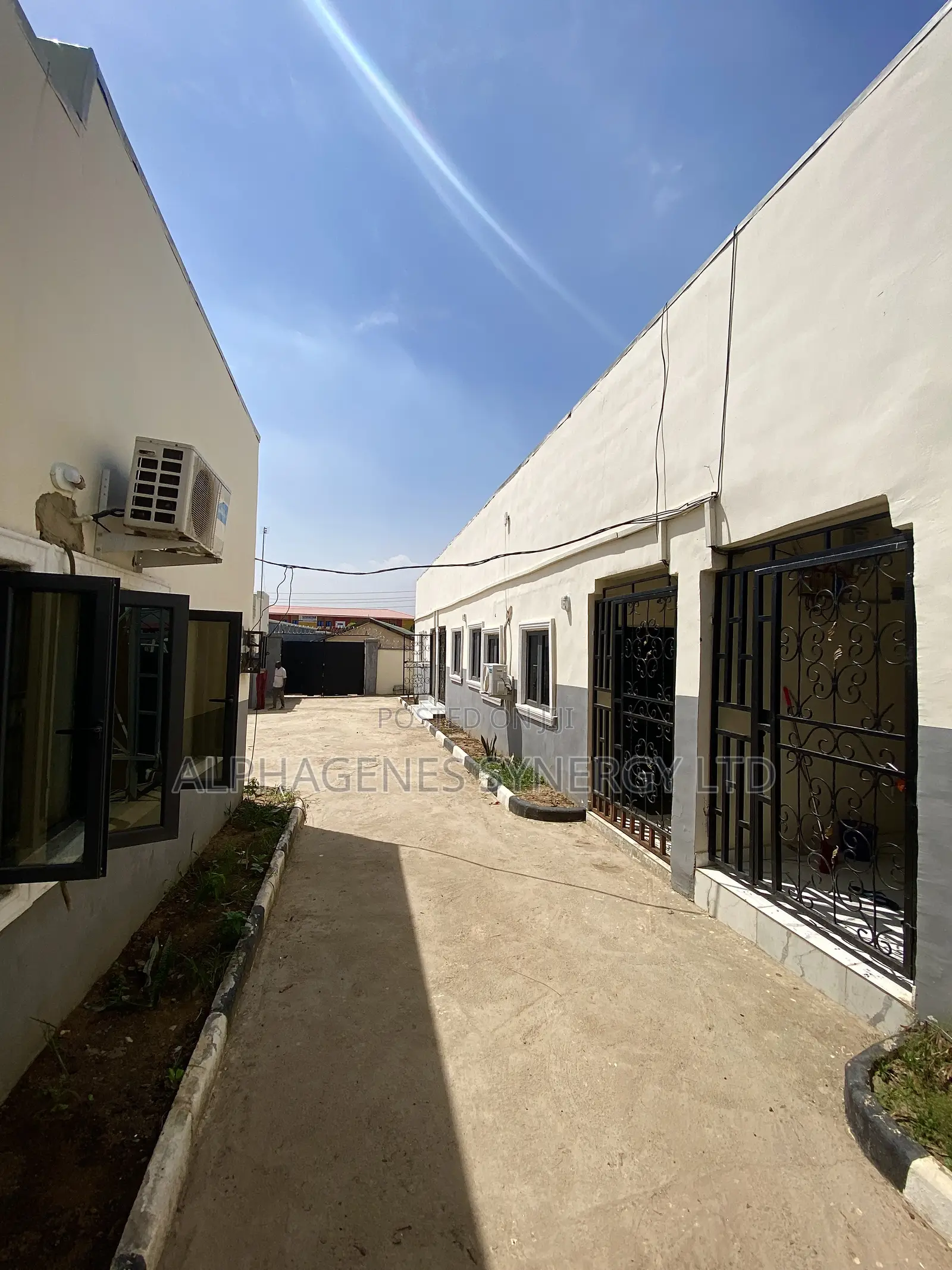 15bdrm Block of Flats in Mararaba for sale