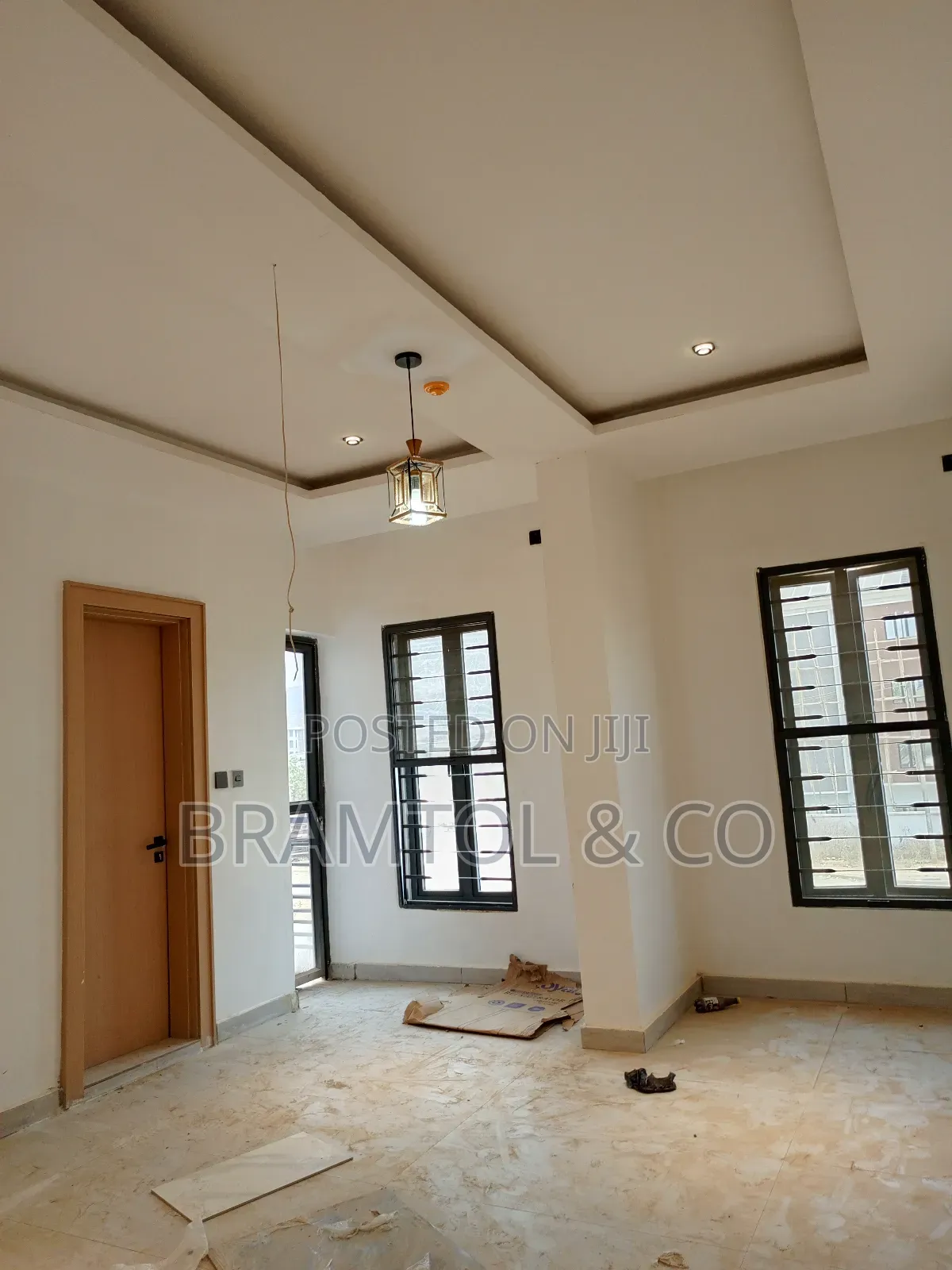 Smart House for Residence of Airbnb