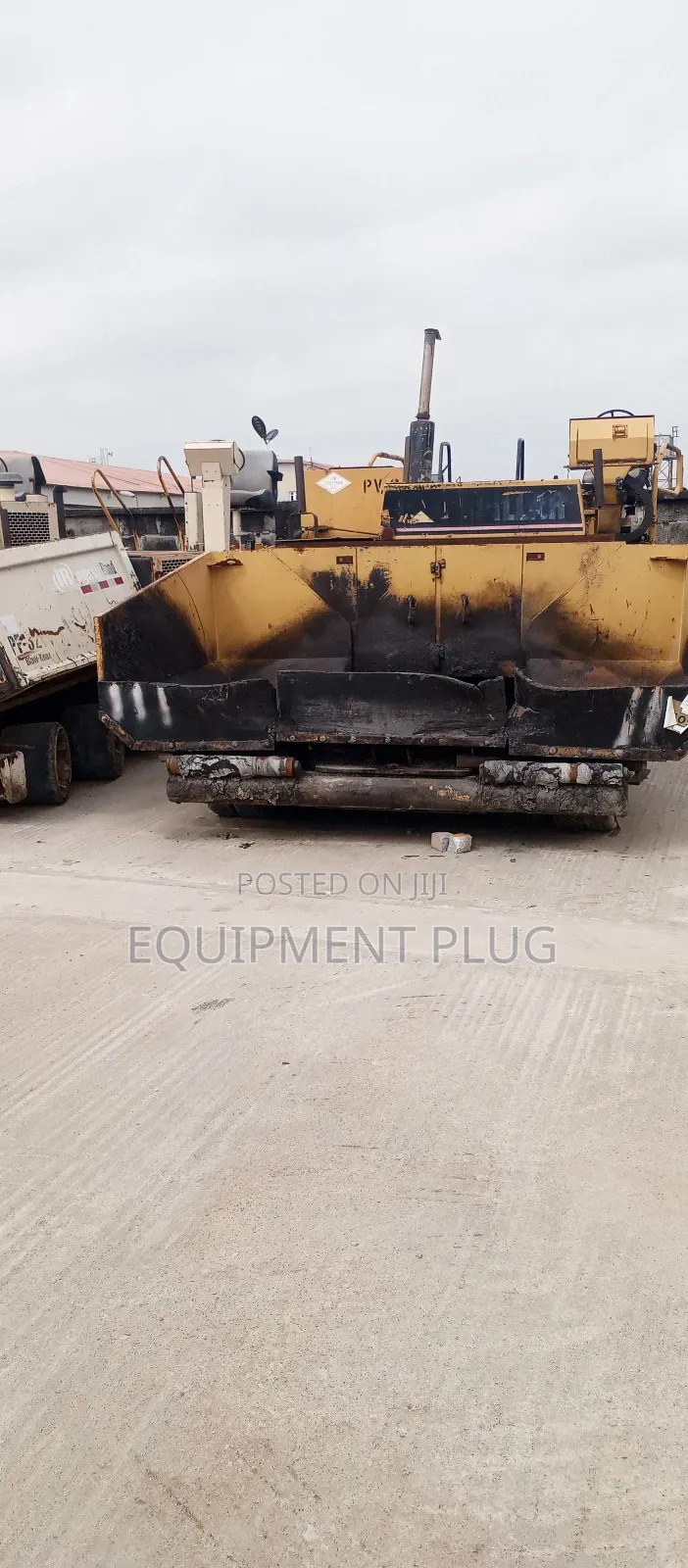 Caterpillar Paver