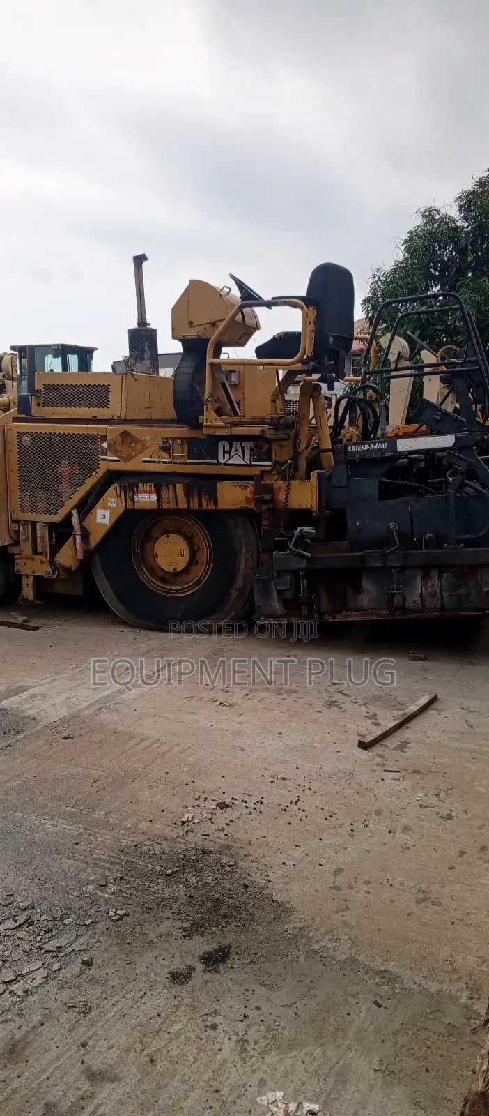 Caterpillar Paver