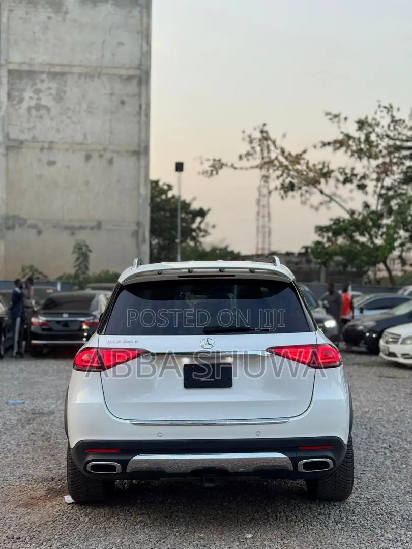 Mercedes-Benz GLE-Class GLE 350 2022 White