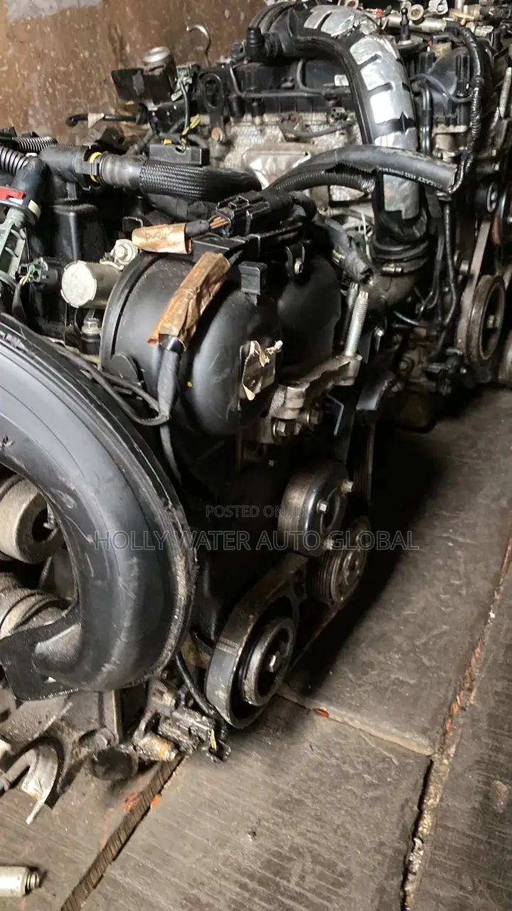 Ford Escape 1.6 Liter Complete Engine 4 Cylinder.