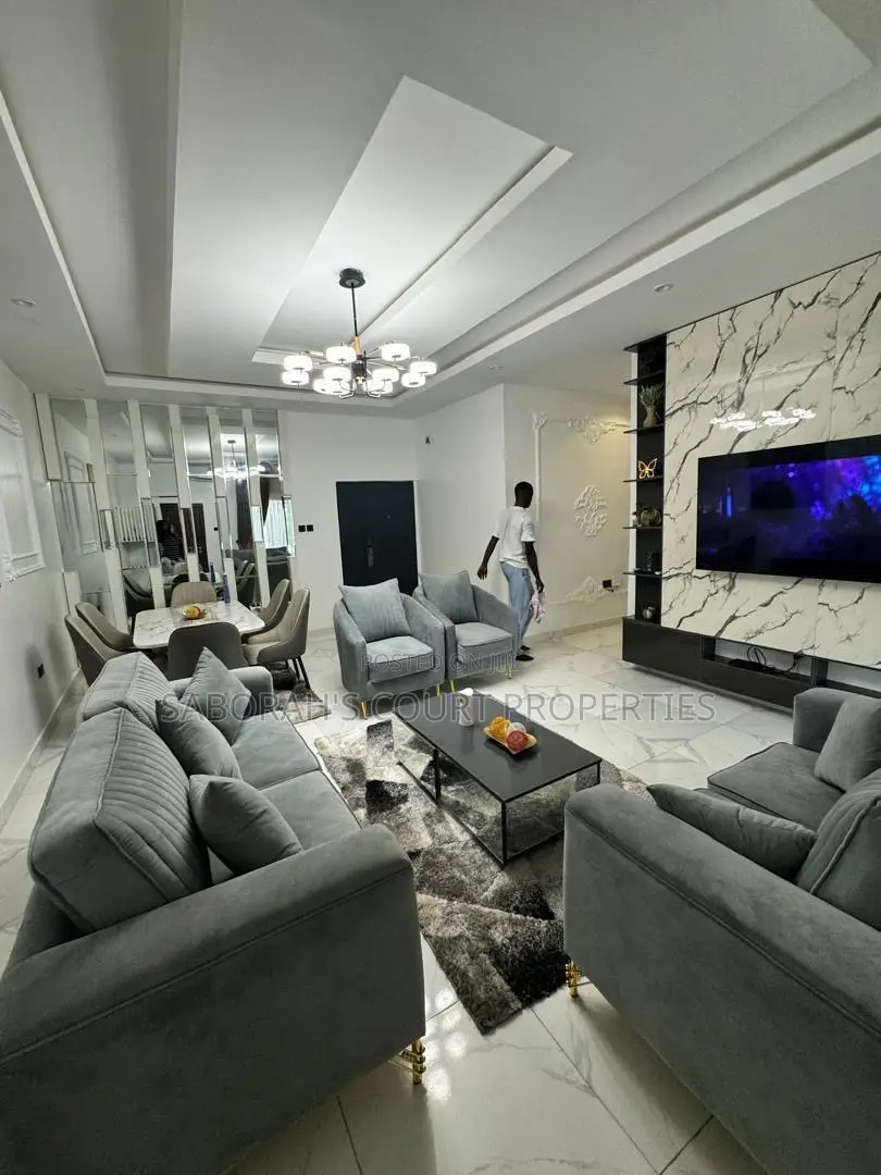 Furnished 3bdrm Apartment in Lekki Phase 1 for rent