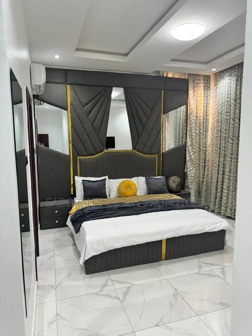 Furnished 3bdrm Apartment in Lekki Phase 1 for rent