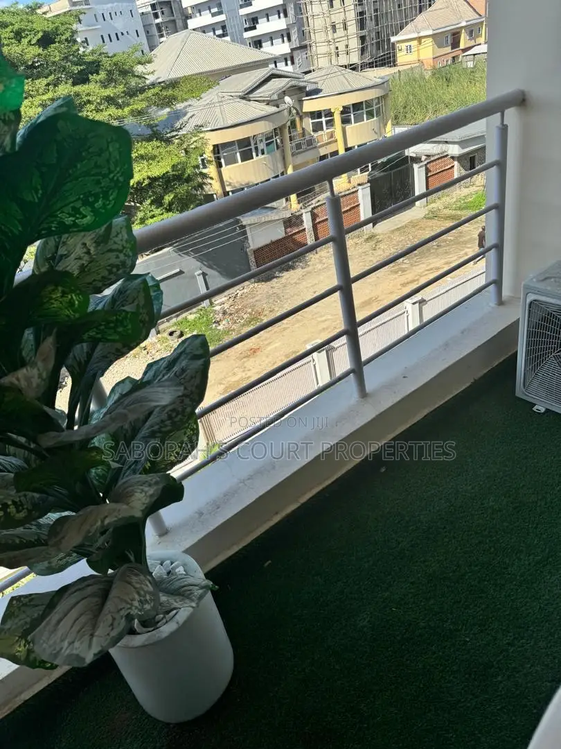 Furnished 3bdrm Apartment in Lekki Phase 1 for rent