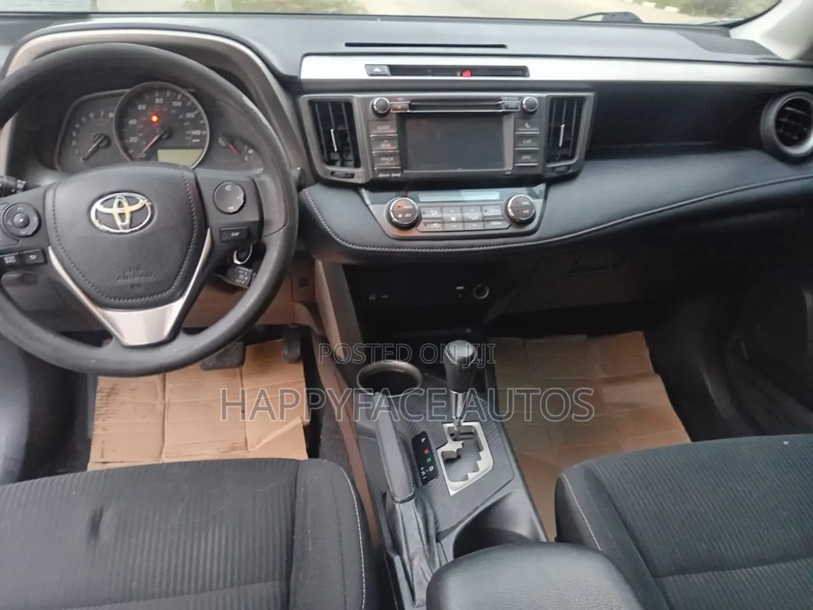 Toyota RAV4 XLE 4dr SUV (2.5L 4cyl 6A) 2014 Silver