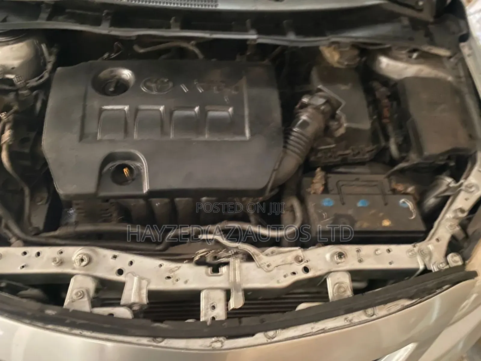 Toyota Corolla LE 4dr Sedan (1.8L 4cyl 4A) 2010 Silver