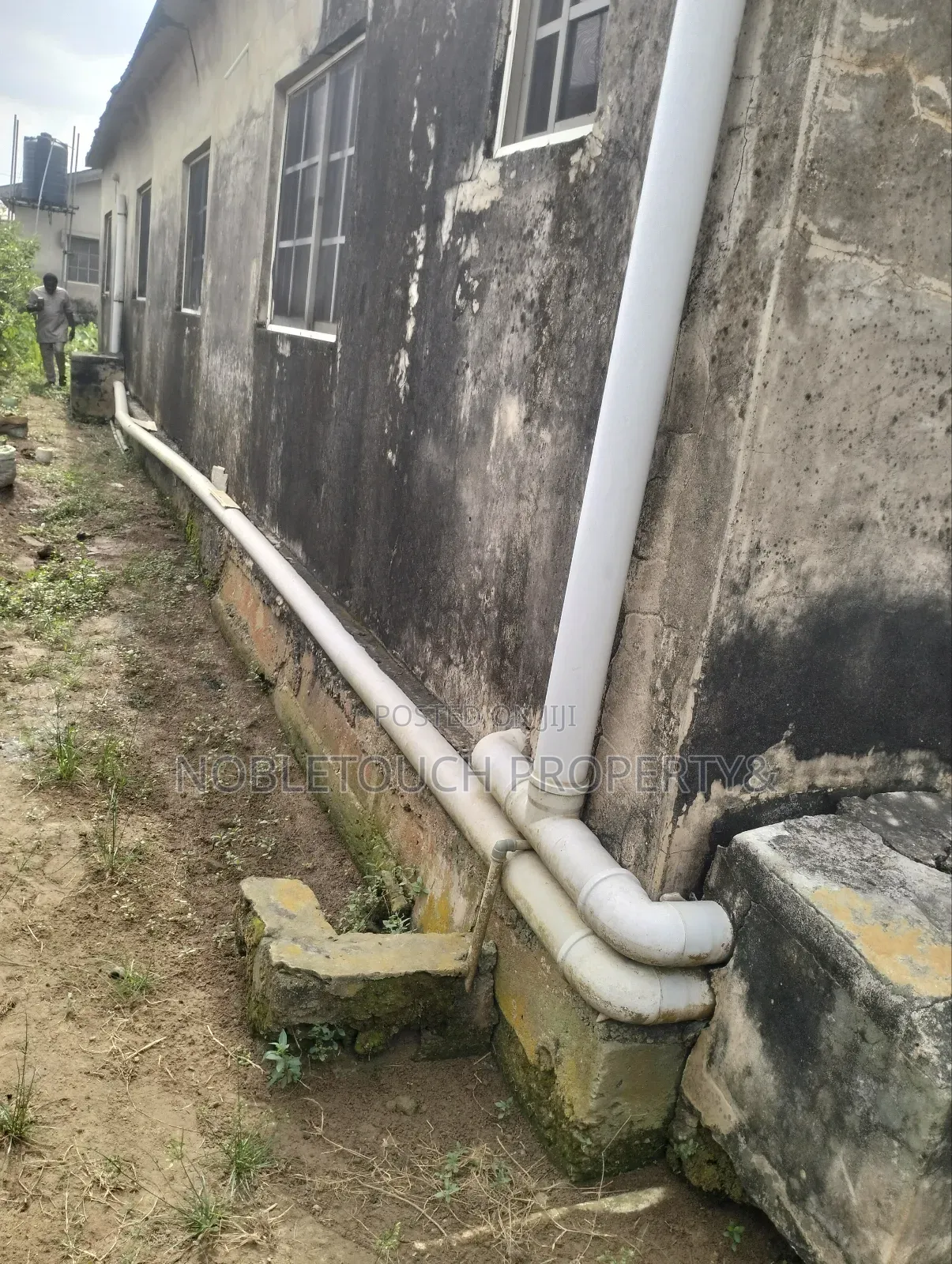 5bdrm Duplex in Kudebu Estate Ijegun for sale