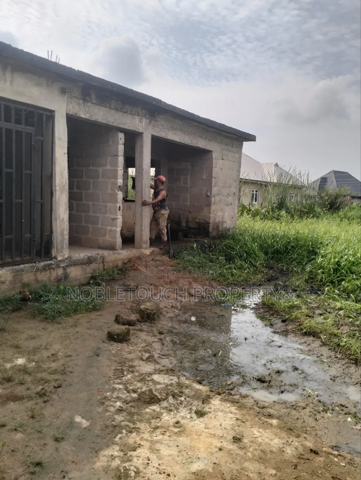 5bdrm Duplex in Kudebu Estate Ijegun for sale