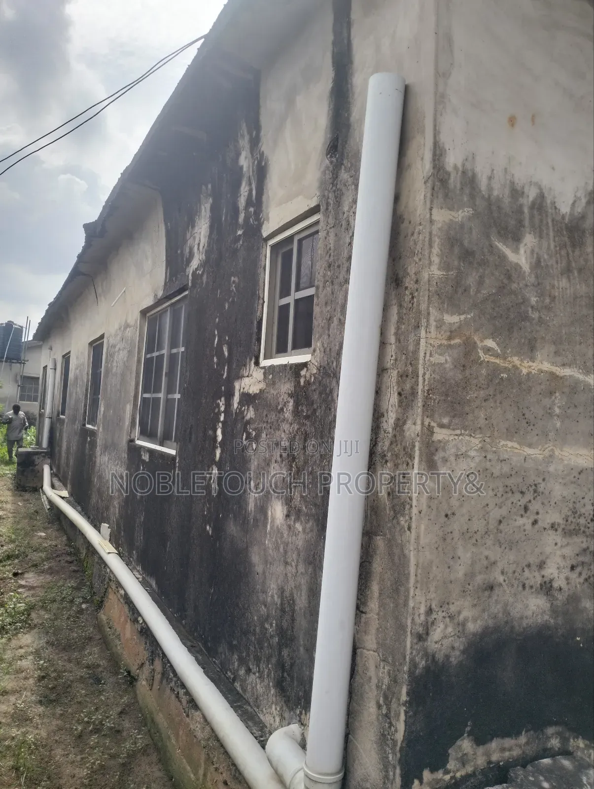 5bdrm Duplex in Kudebu Estate Ijegun for sale