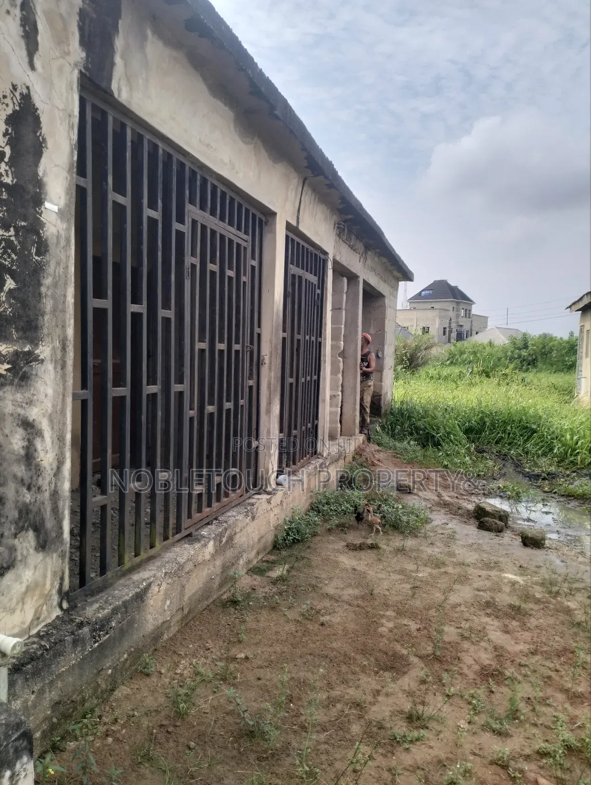 5bdrm Duplex in Kudebu Estate Ijegun for sale