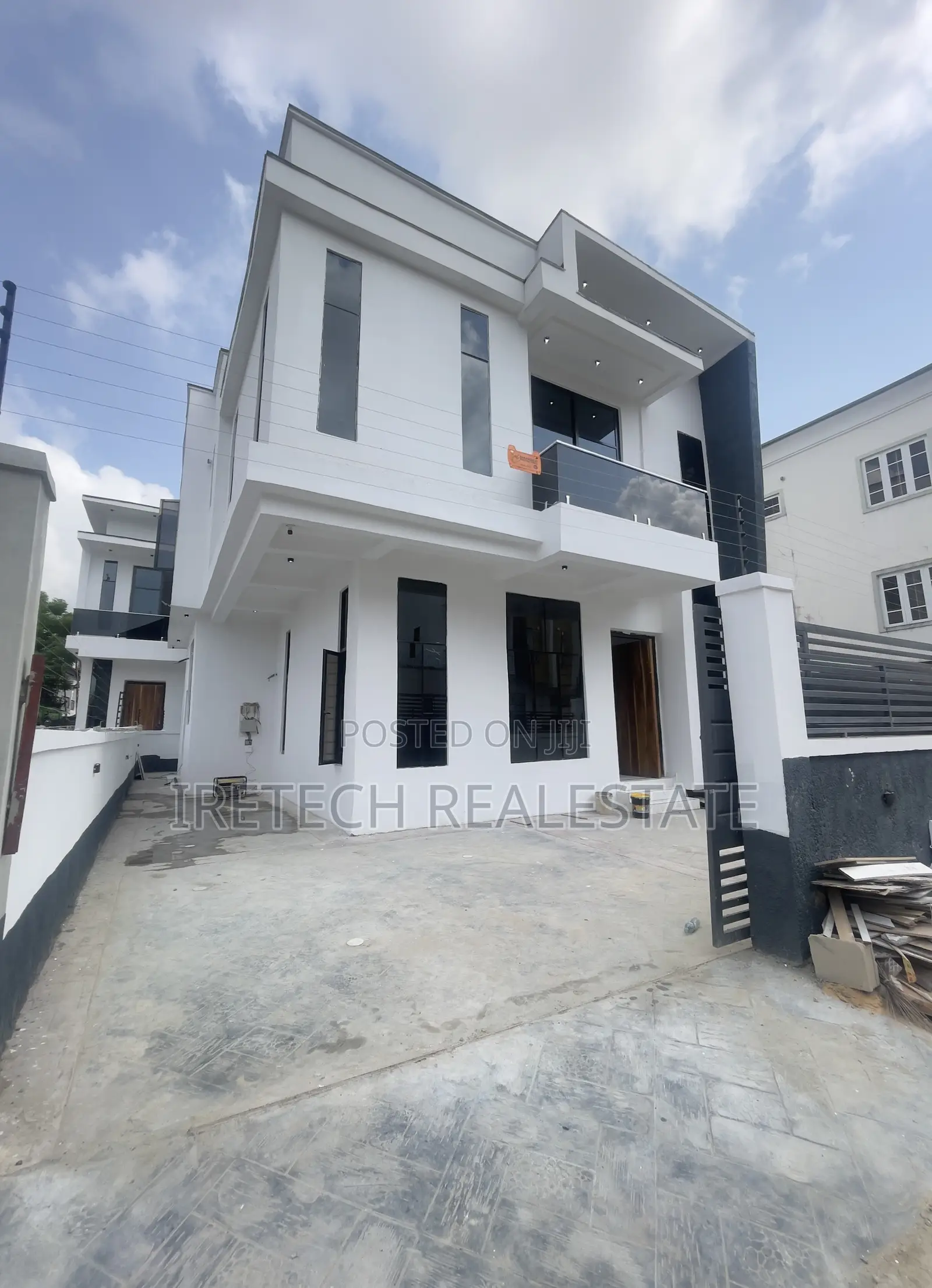 5bdrm Duplex in Ajah In A Secured, Olokonla for sale