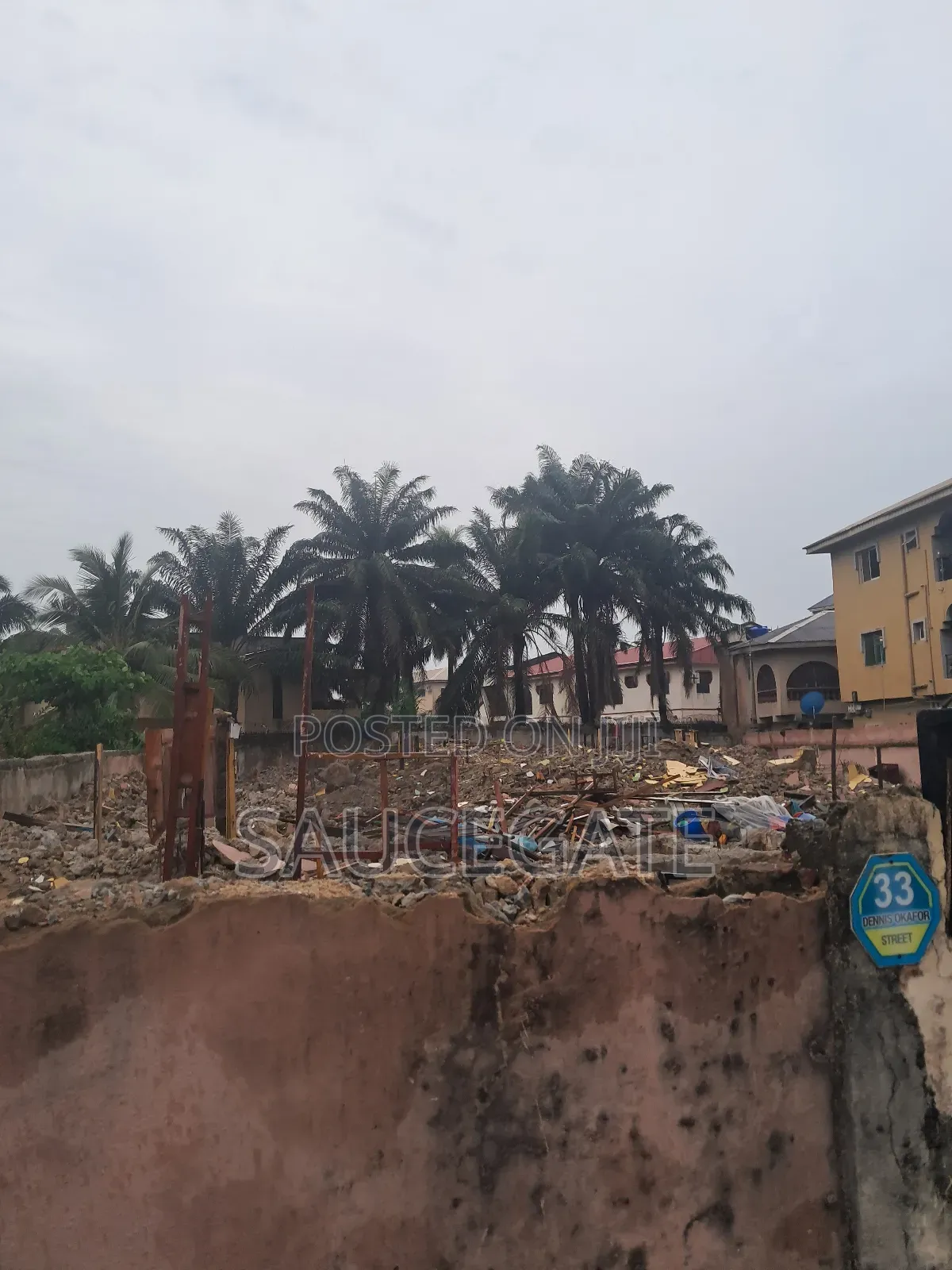 Dry Land for Sale at Redgate Satellite Town 850sqm.A Plot and Half