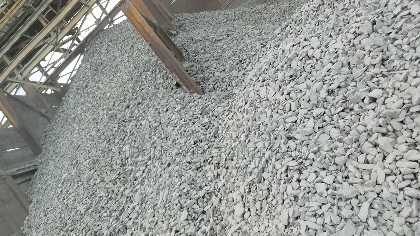 Premium Chipping and Granite for Construction Workers