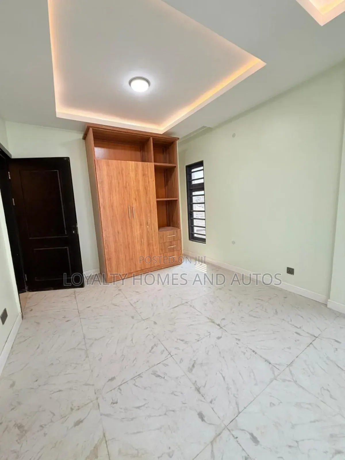 5bdrm Duplex in Maryland for sale