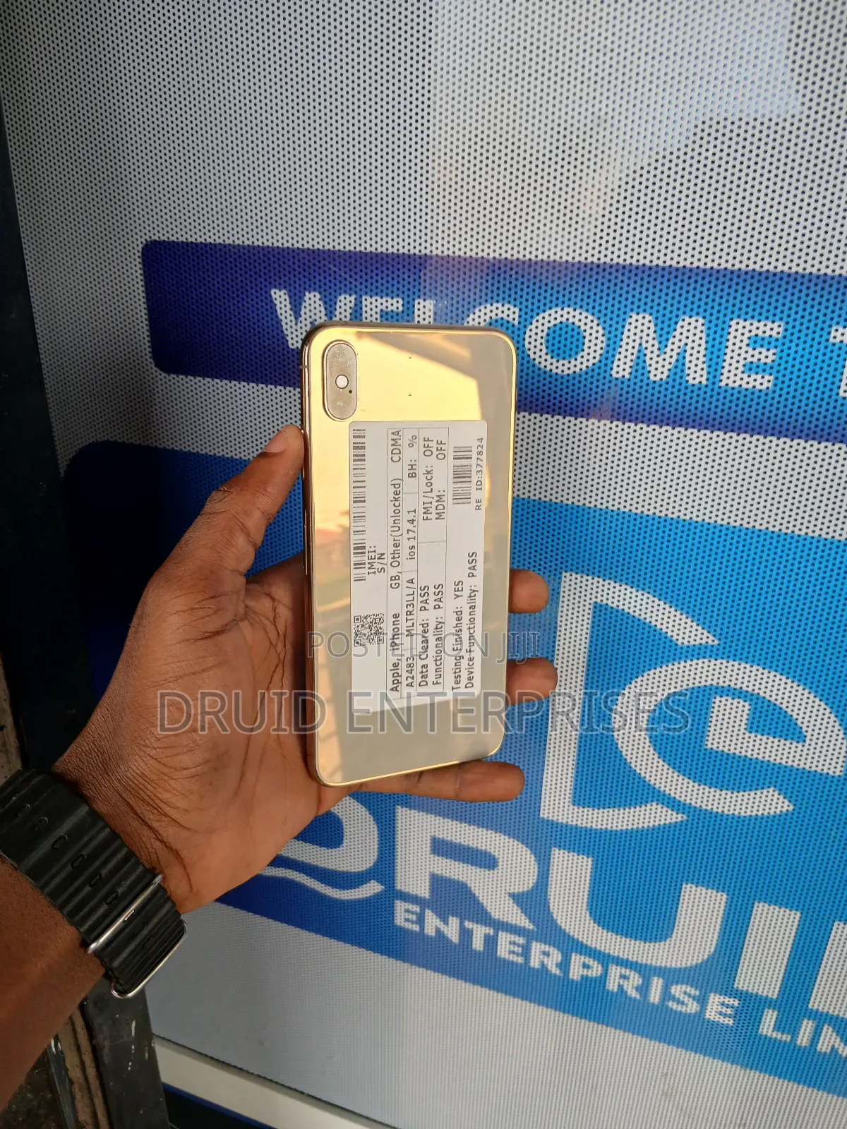 Apple iPhone XS Max 64 GB Gold