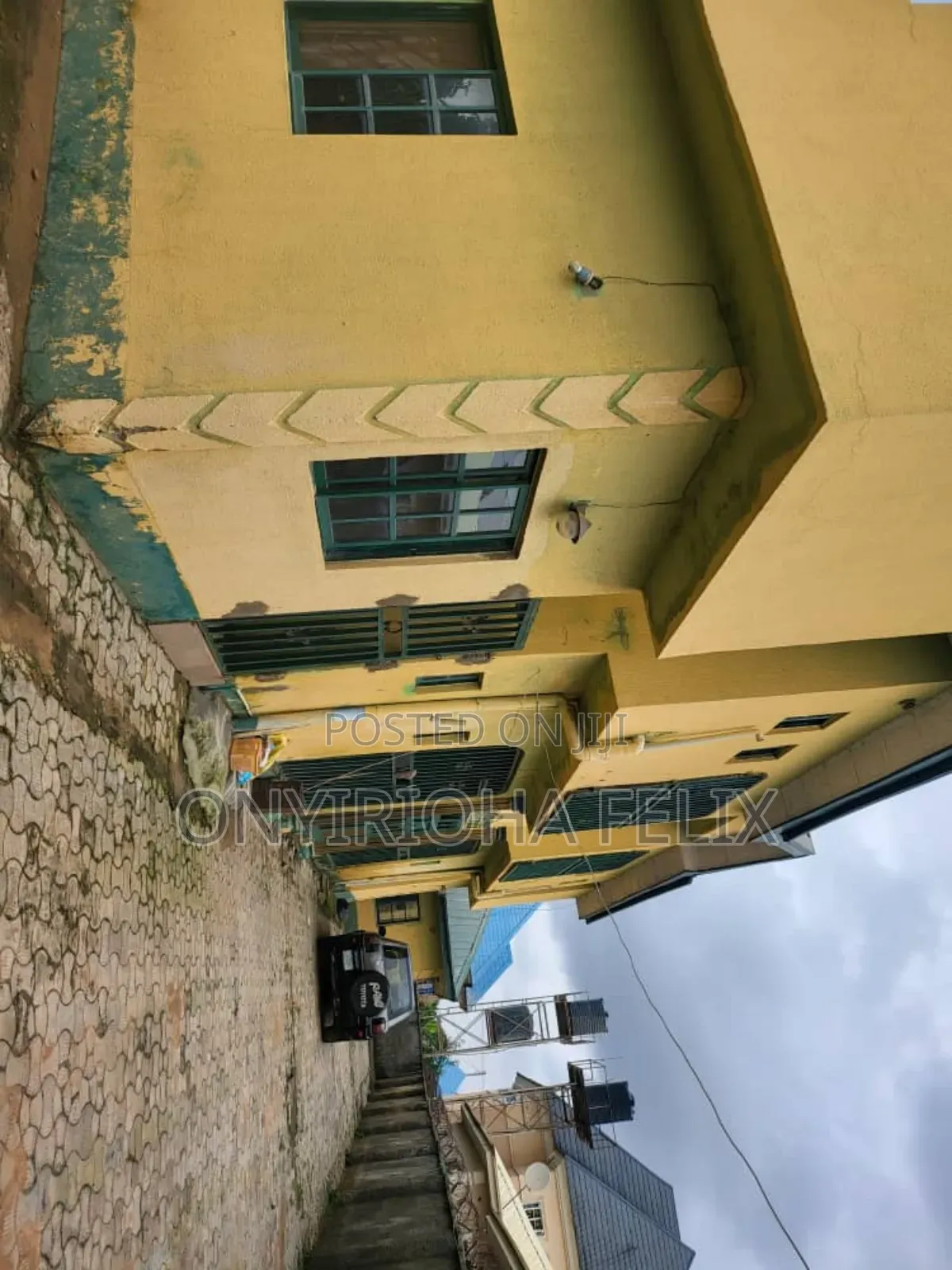 2bdrm Block of Flats in Crd Area Lugbe for sale