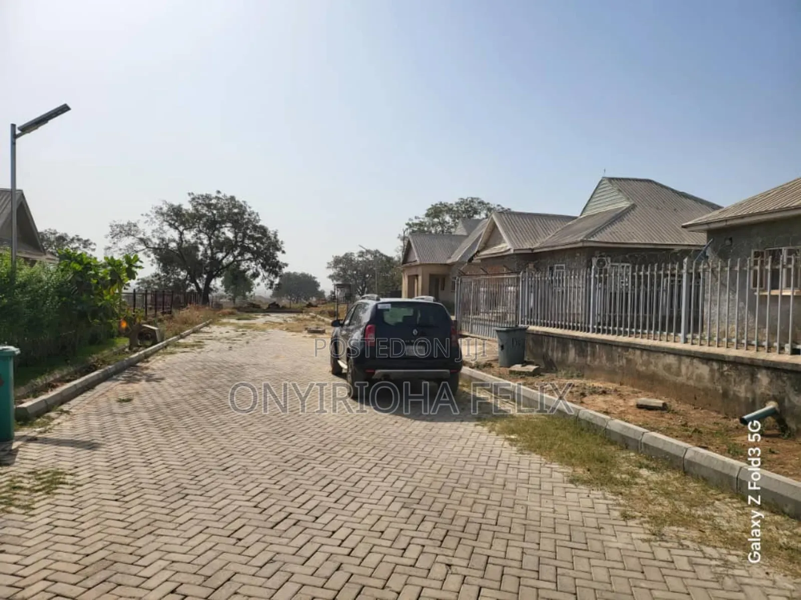 3bdrm Bungalow in Voice Of Nigeria, Lugbe District for sale