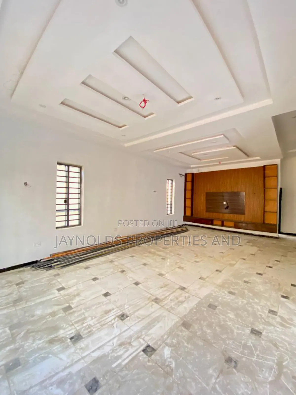4bdrm Duplex in Ago Palace for sale