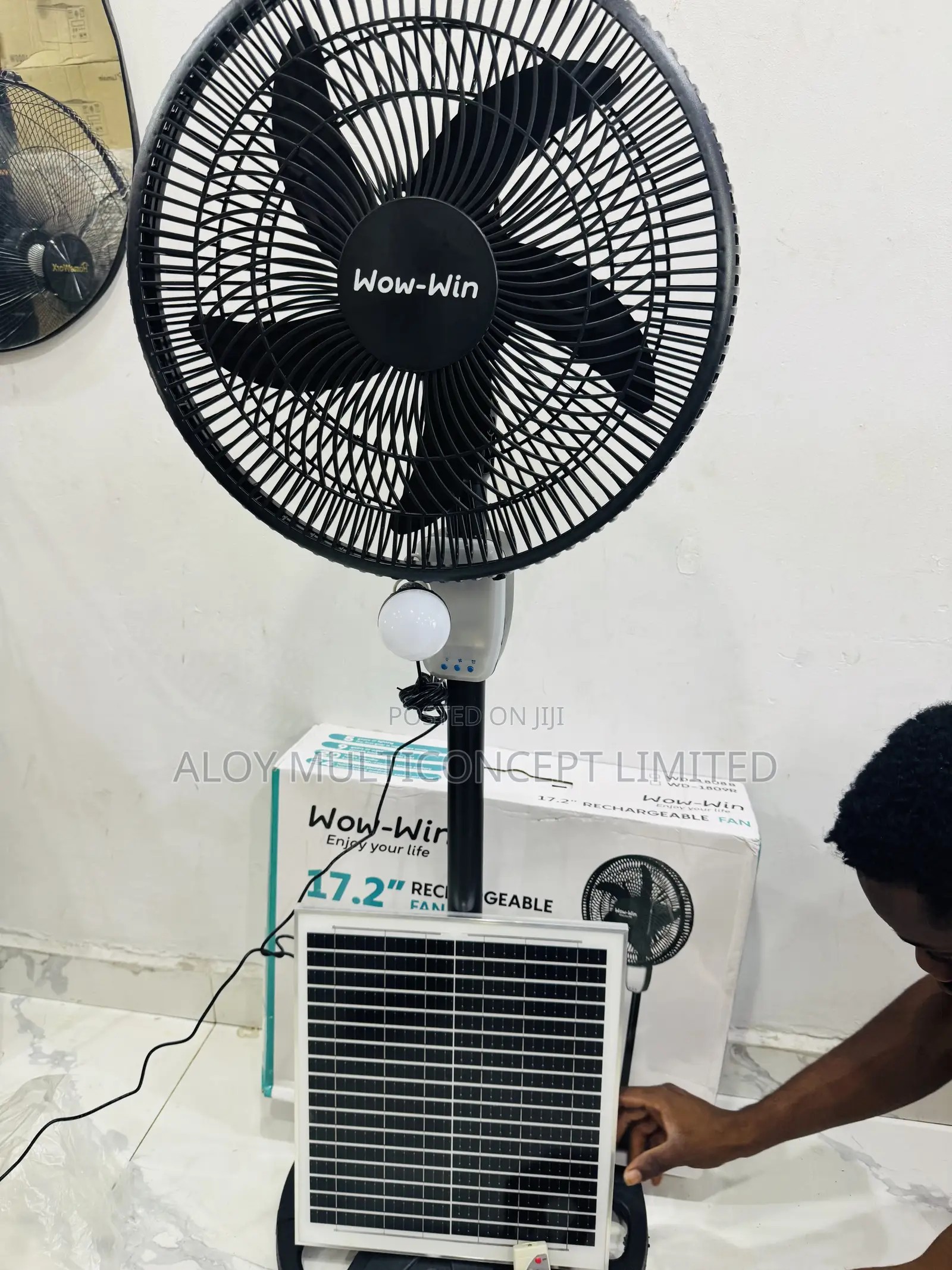 Wow Win Solar Rechargeable Fans With 30wats Solar Panel