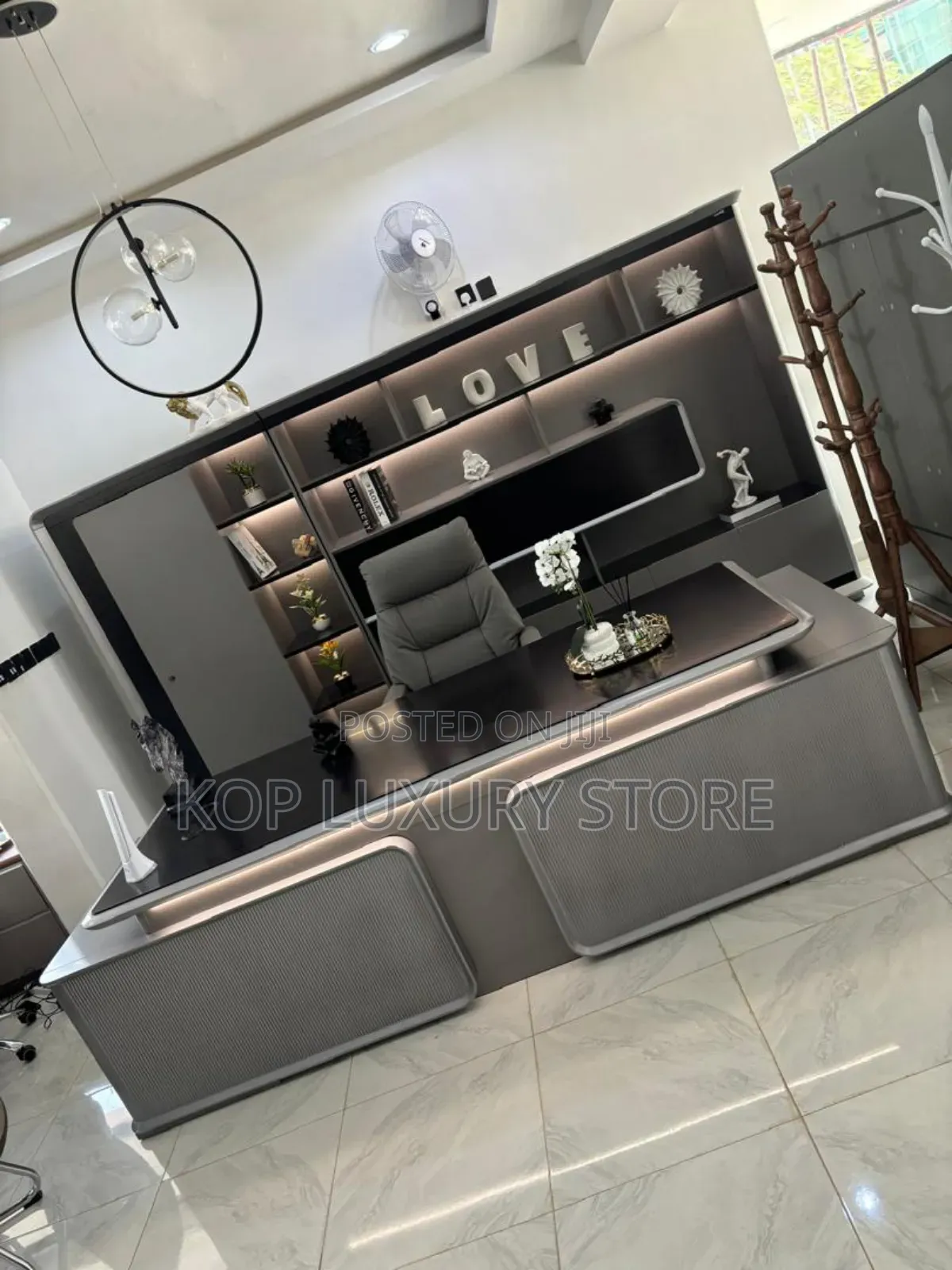 A High Executive Ceo Office Table 2.4 Meter