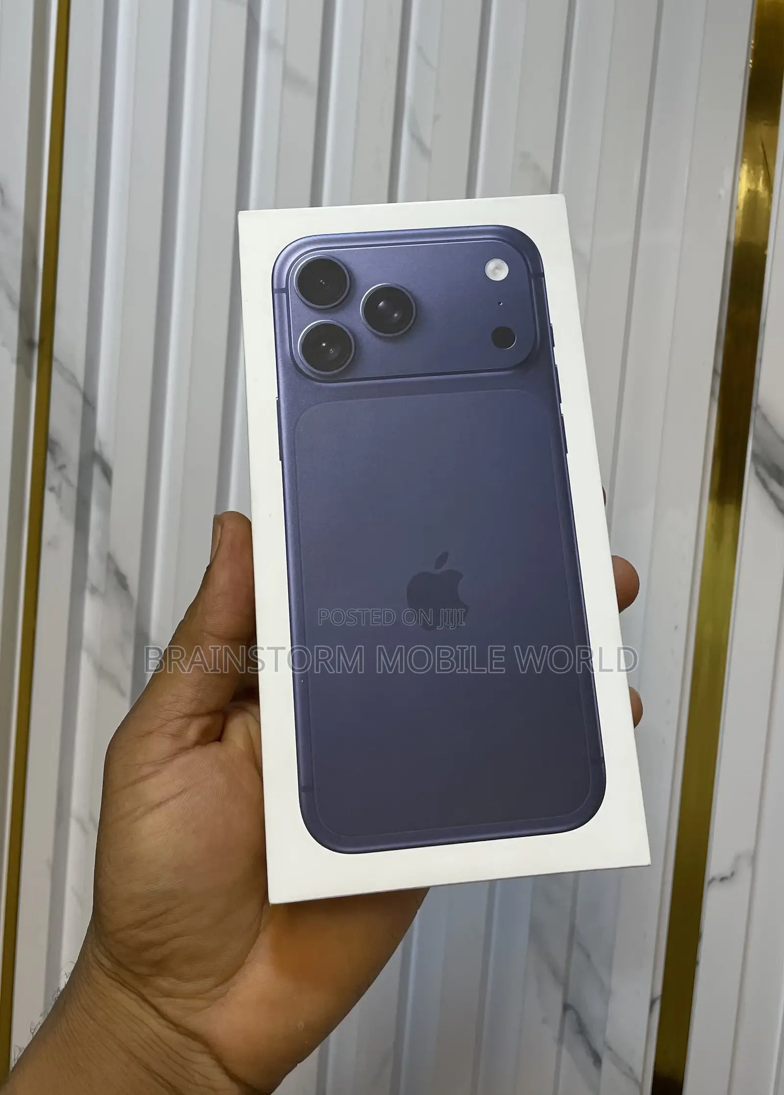 New Apple iPhone 17 Pro Max 256 GB Blue