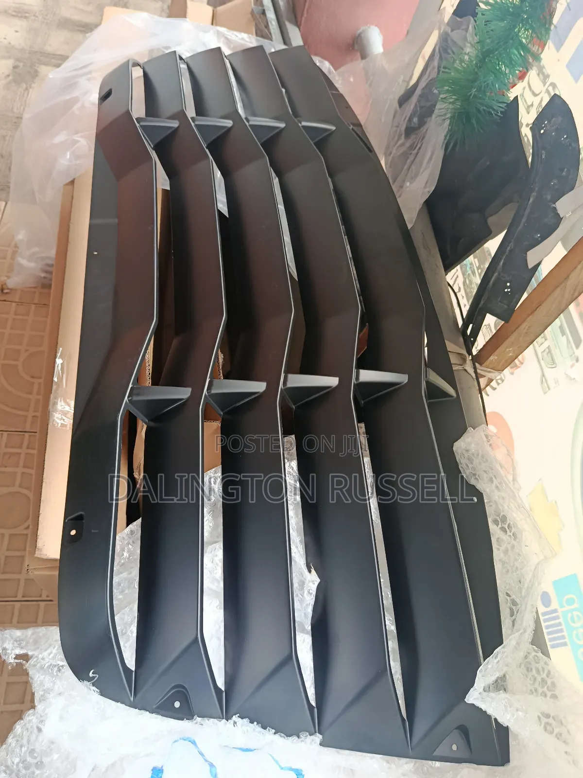 Dodge Challenger Louvers Cover