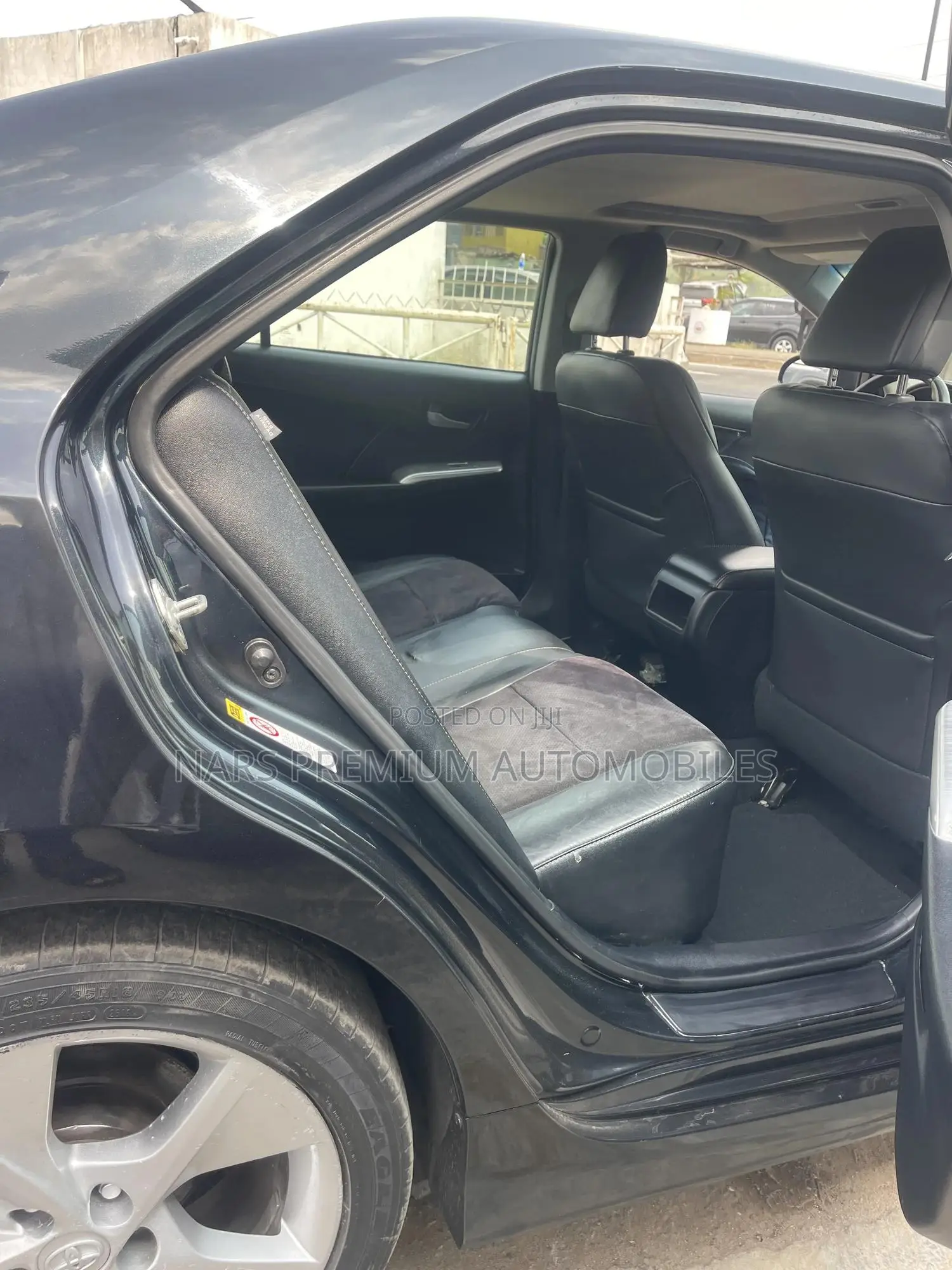 Toyota Camry SE V6 4dr Sedan (3.5L 6cyl 6A) 2012 Black