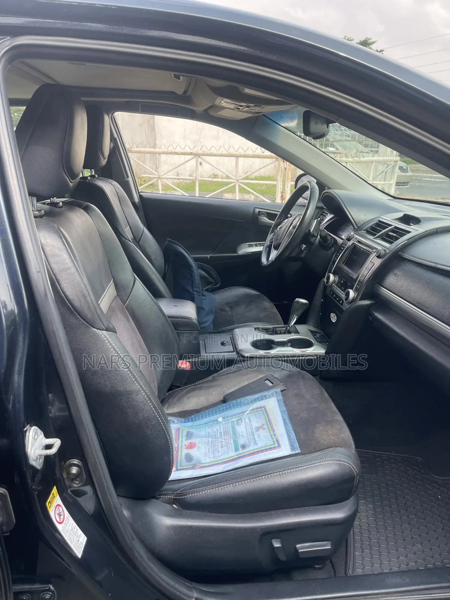 Toyota Camry SE V6 4dr Sedan (3.5L 6cyl 6A) 2012 Black