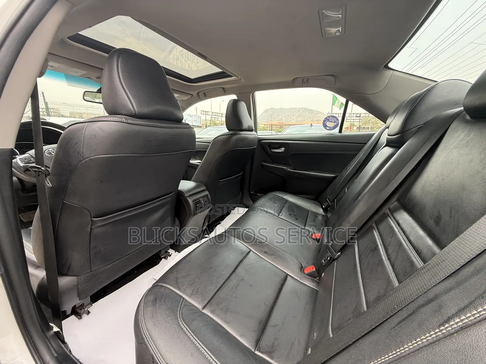 Toyota Camry XLE 4dr Sedan (2.5L 4cyl 6A) 2016 White