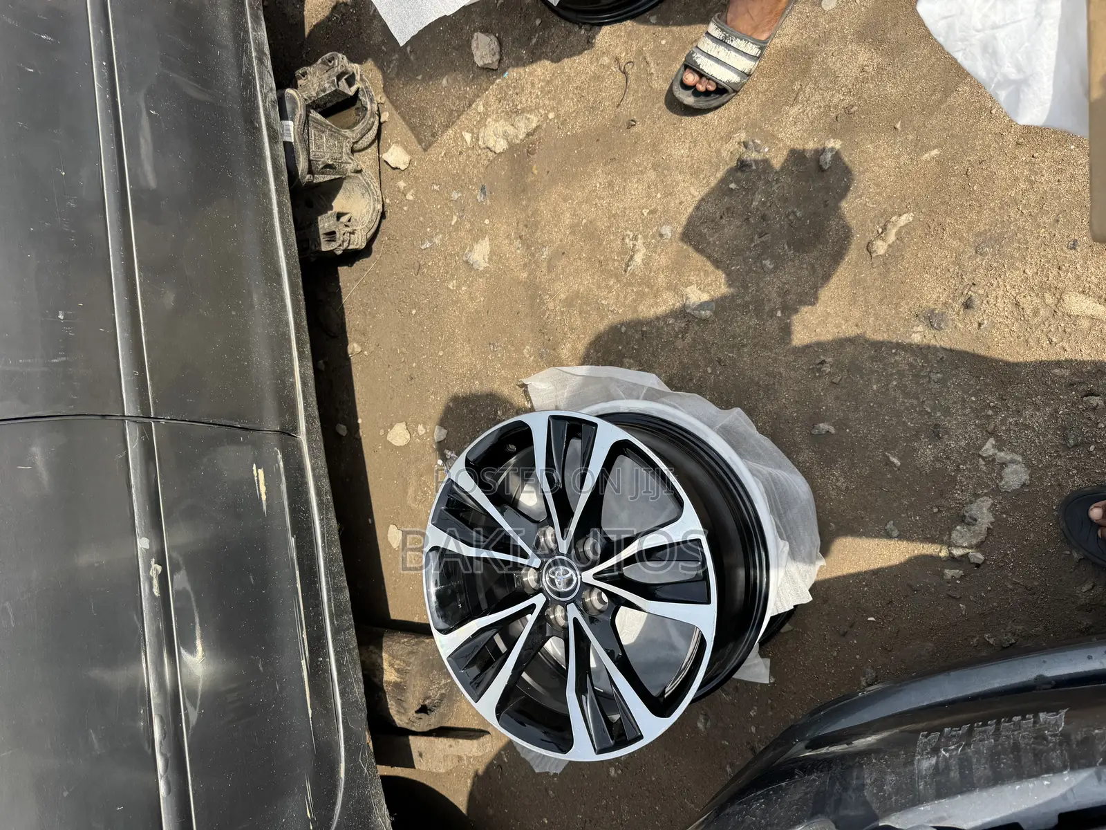 Brand New 17-Inch Alloy Wheel Rims for Toyota Corolla | Universal Fit