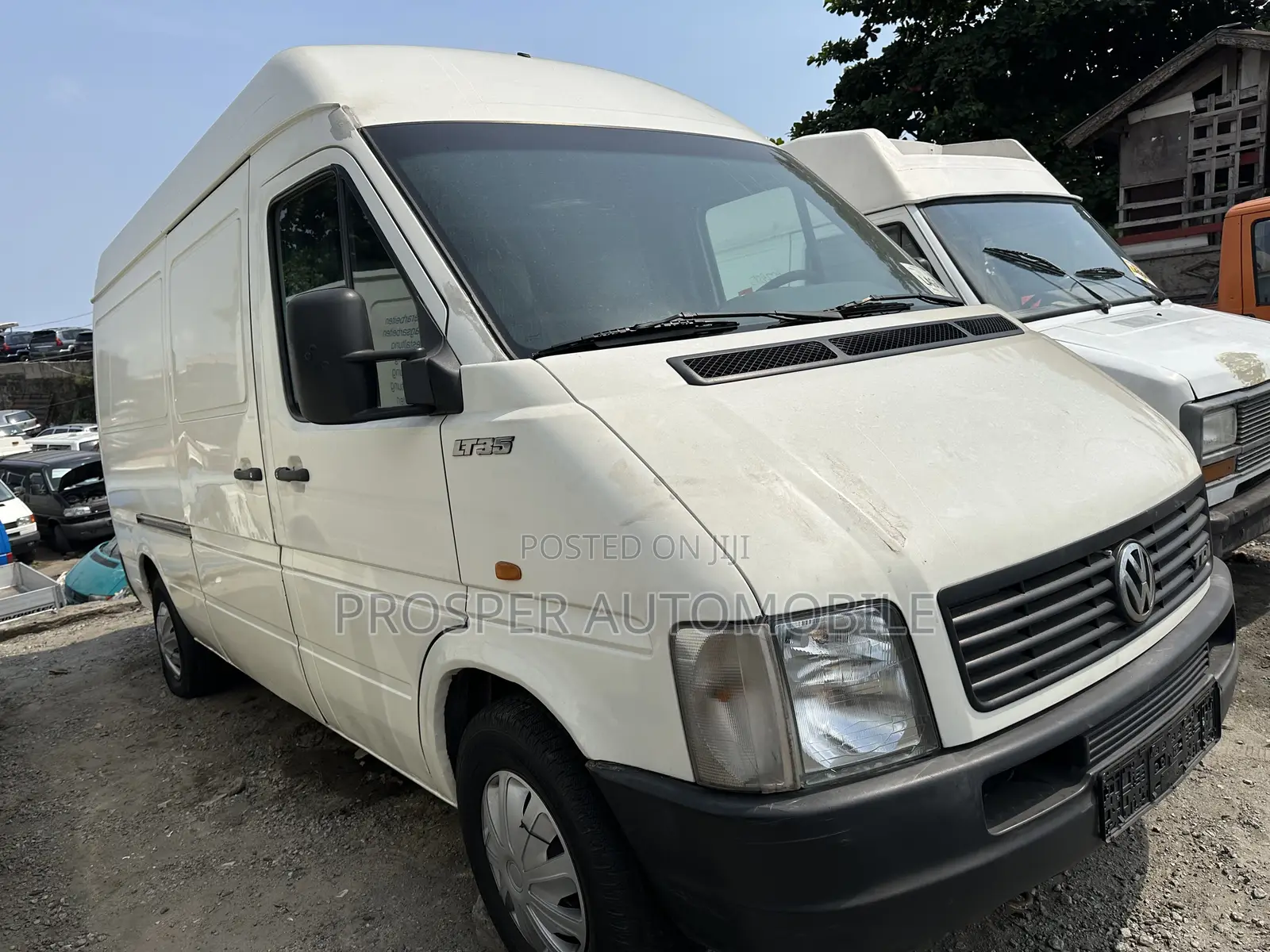 Volkswagen LT 2013 White