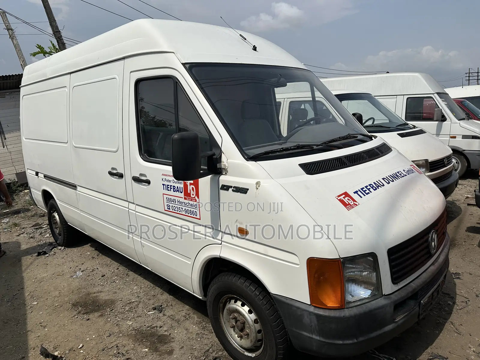 Volkswagen LT 2011 White