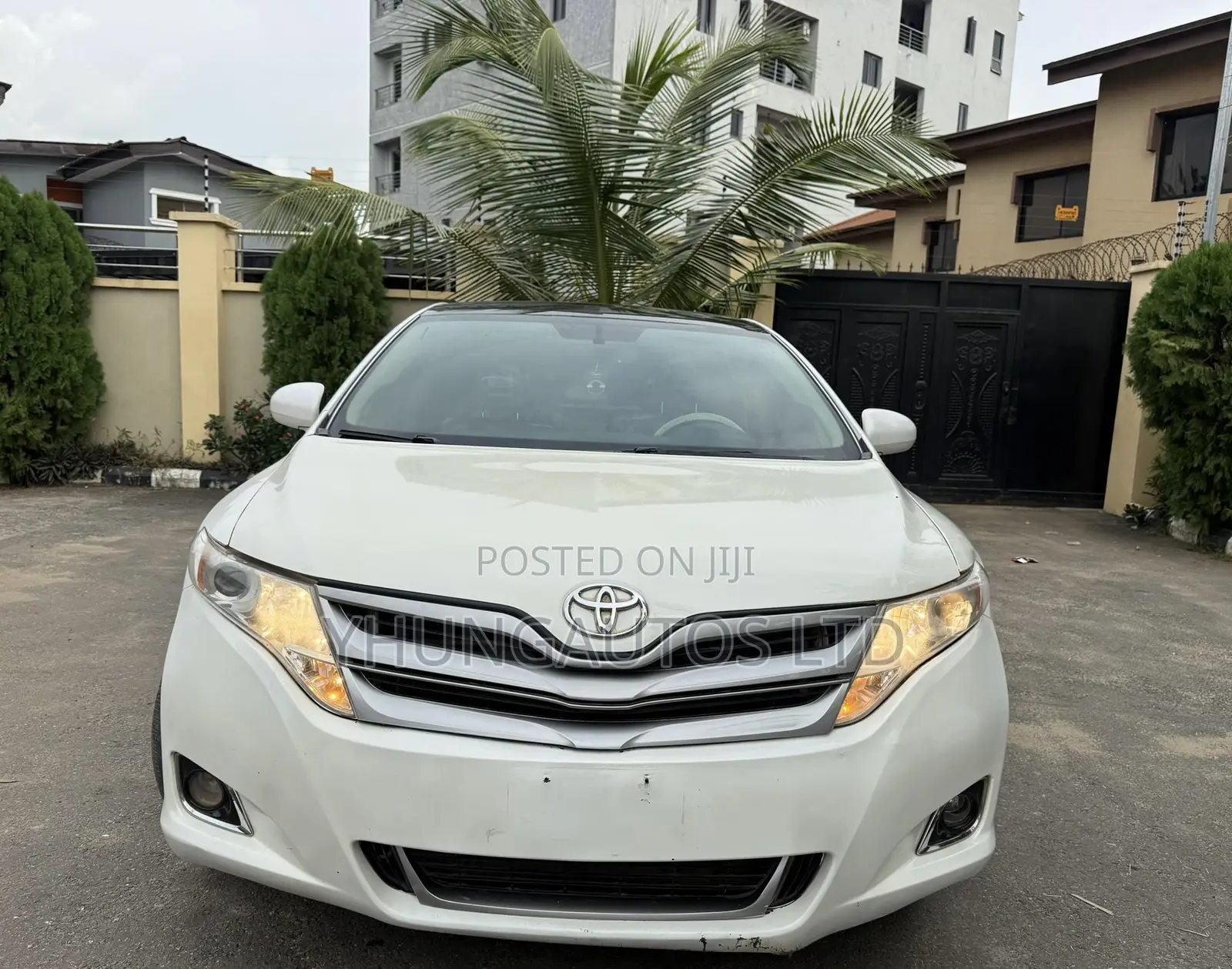 Toyota Venza V6 AWD 2010 White