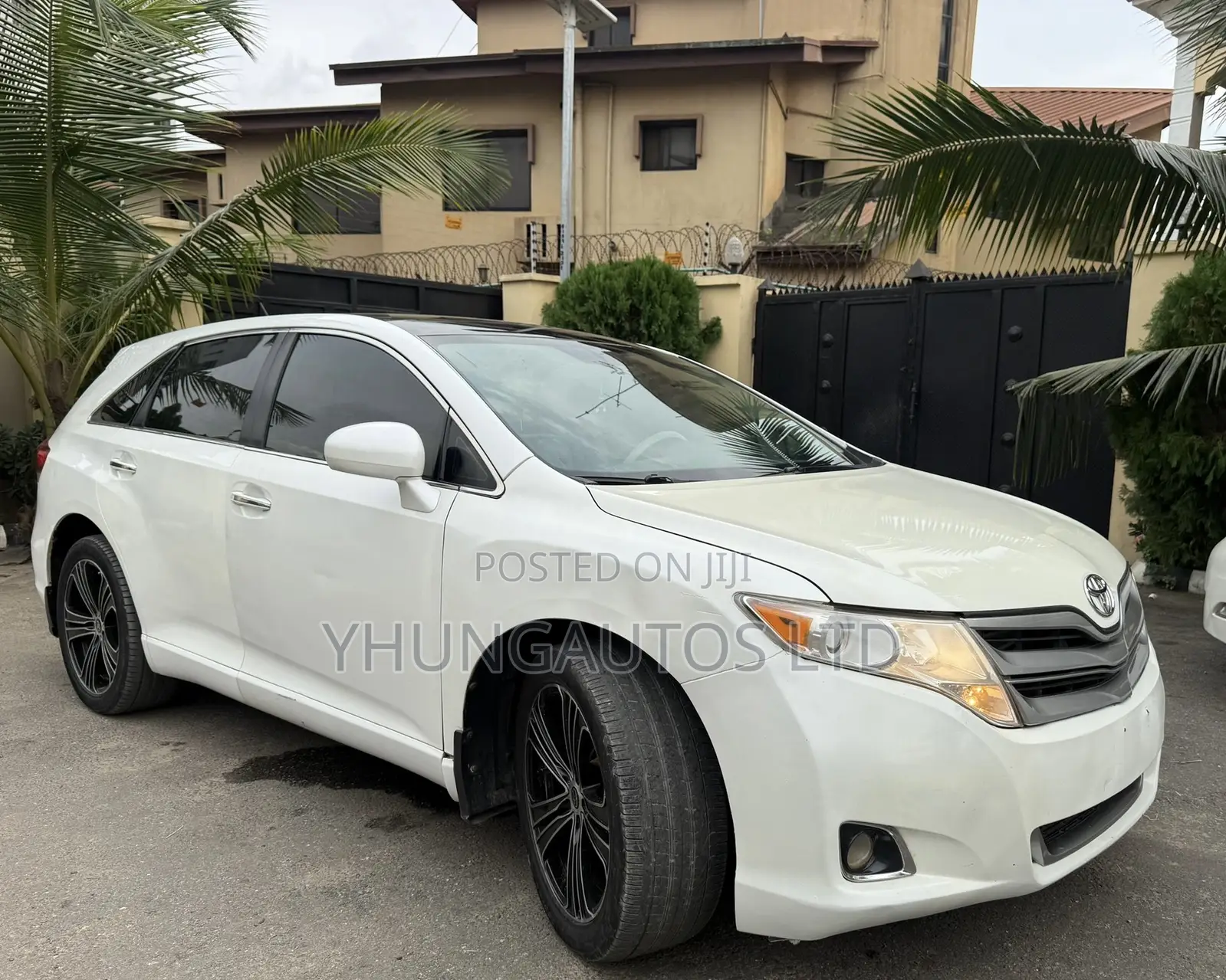 Toyota Venza V6 AWD 2010 White