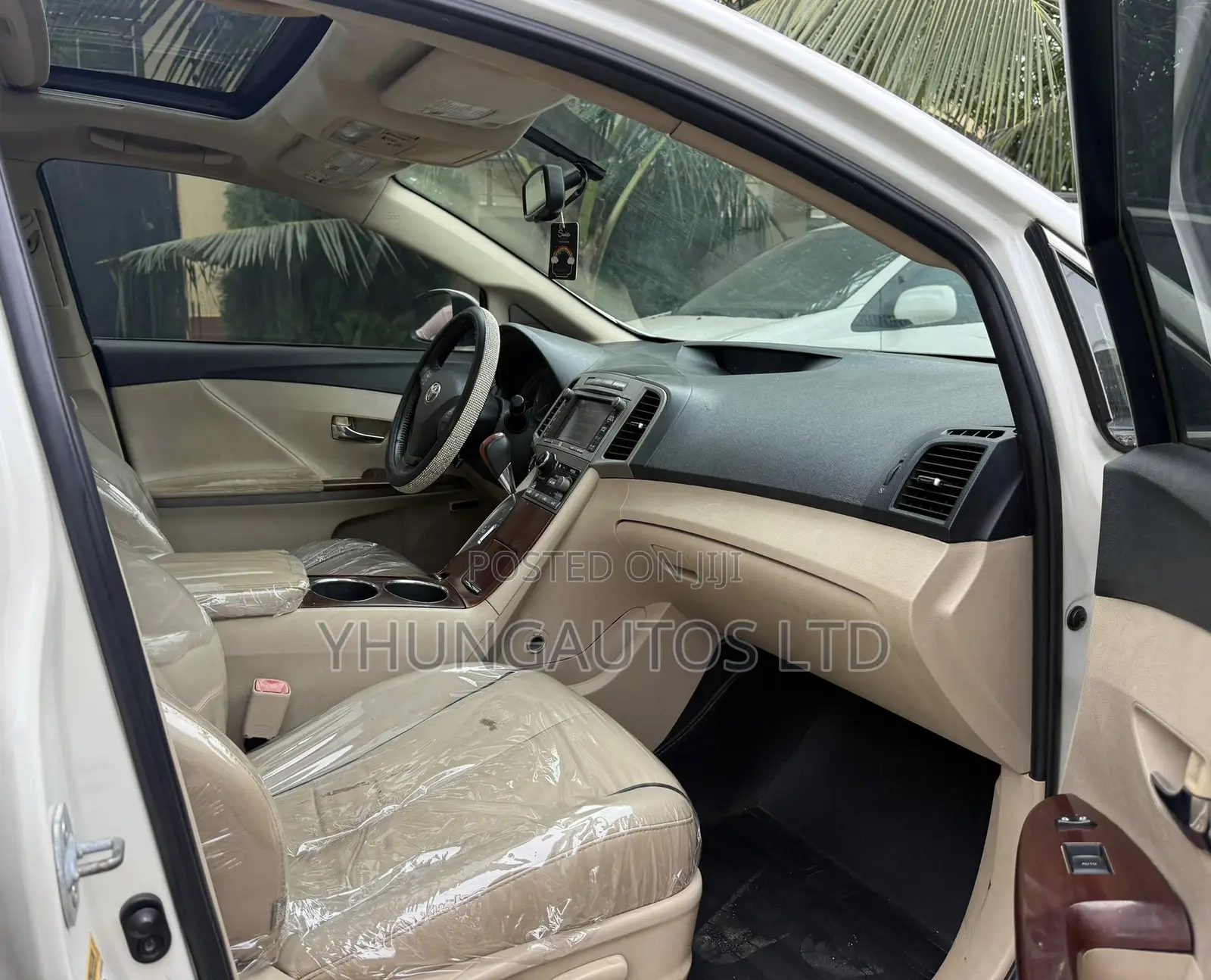 Toyota Venza V6 AWD 2010 White