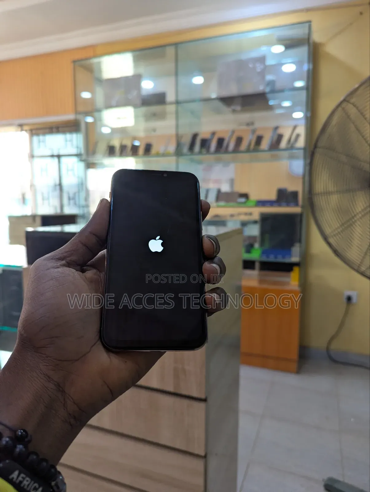 Apple iPhone 11 Pro 64 GB Gold