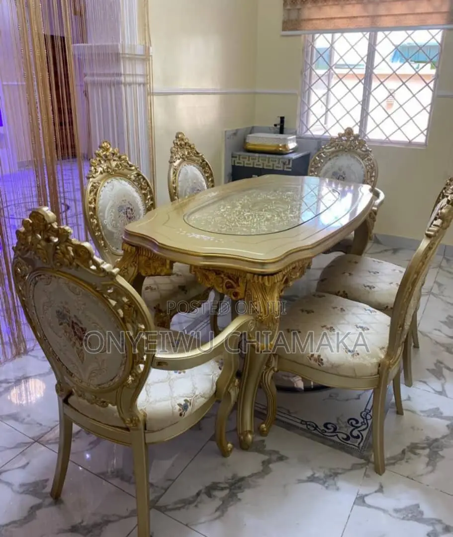 Royal 6-Seater Dining Table Set