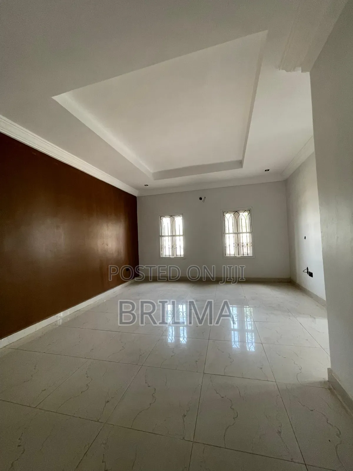 3bdrm Block of Flats in Kaura for sale