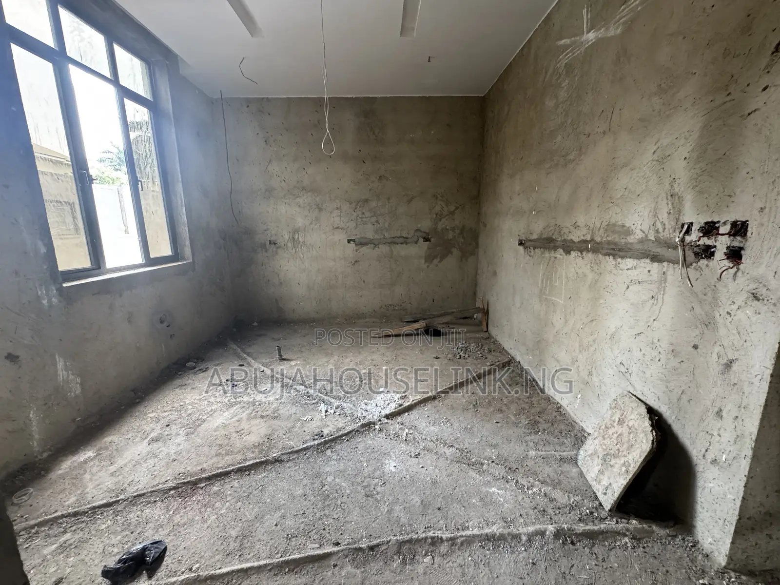 6bdrm Duplex in Asokoro Main Abuja for sale