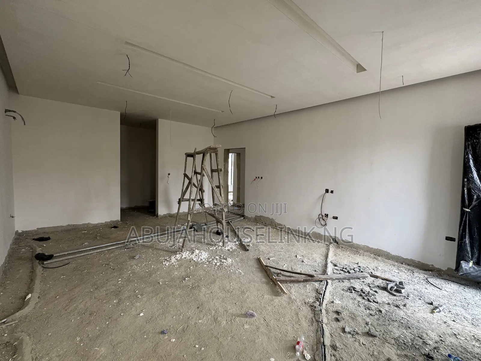 6bdrm Duplex in Asokoro Main Abuja for sale