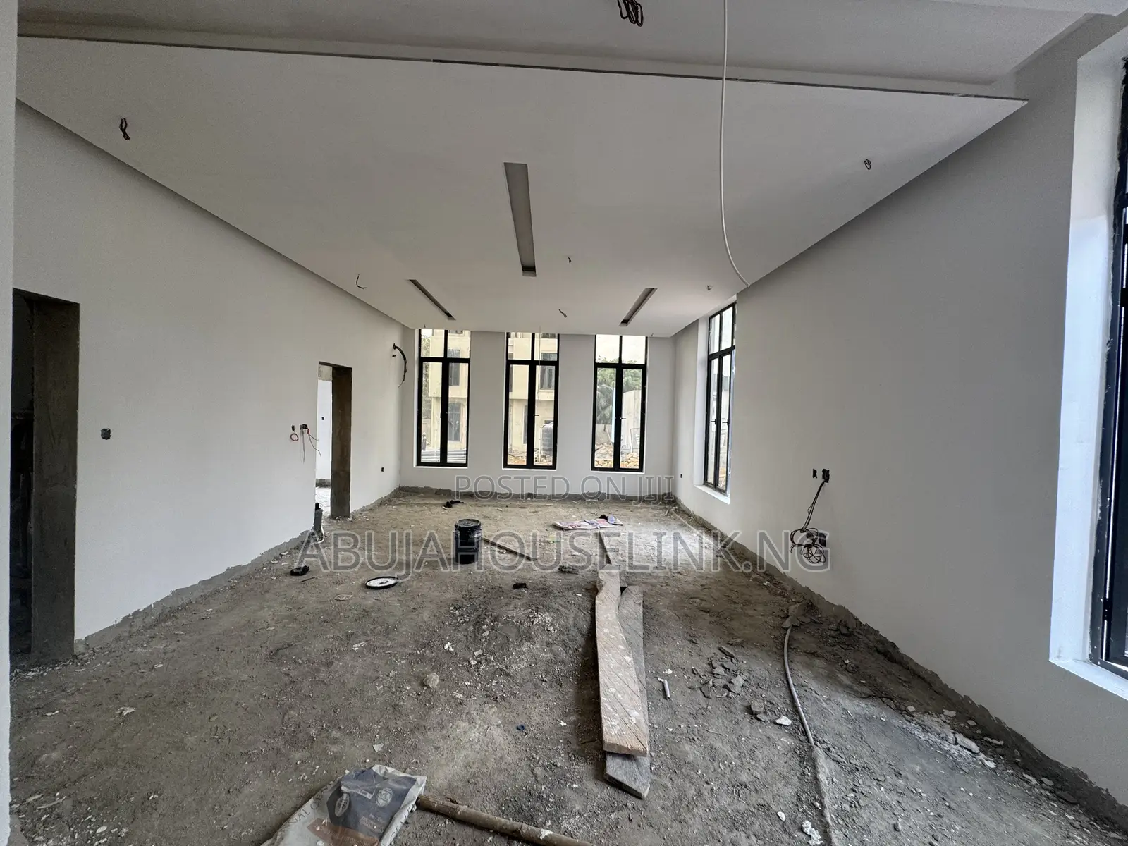 6bdrm Duplex in Asokoro Main Abuja for sale