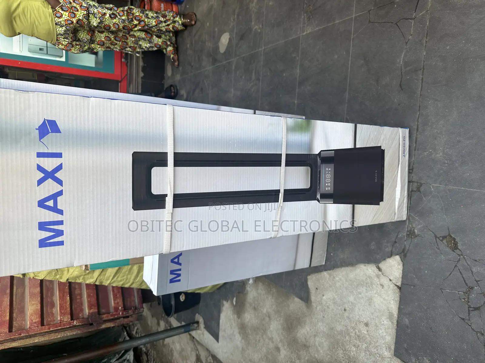Maxi Quiet Breeze Bladeless Digital Displays