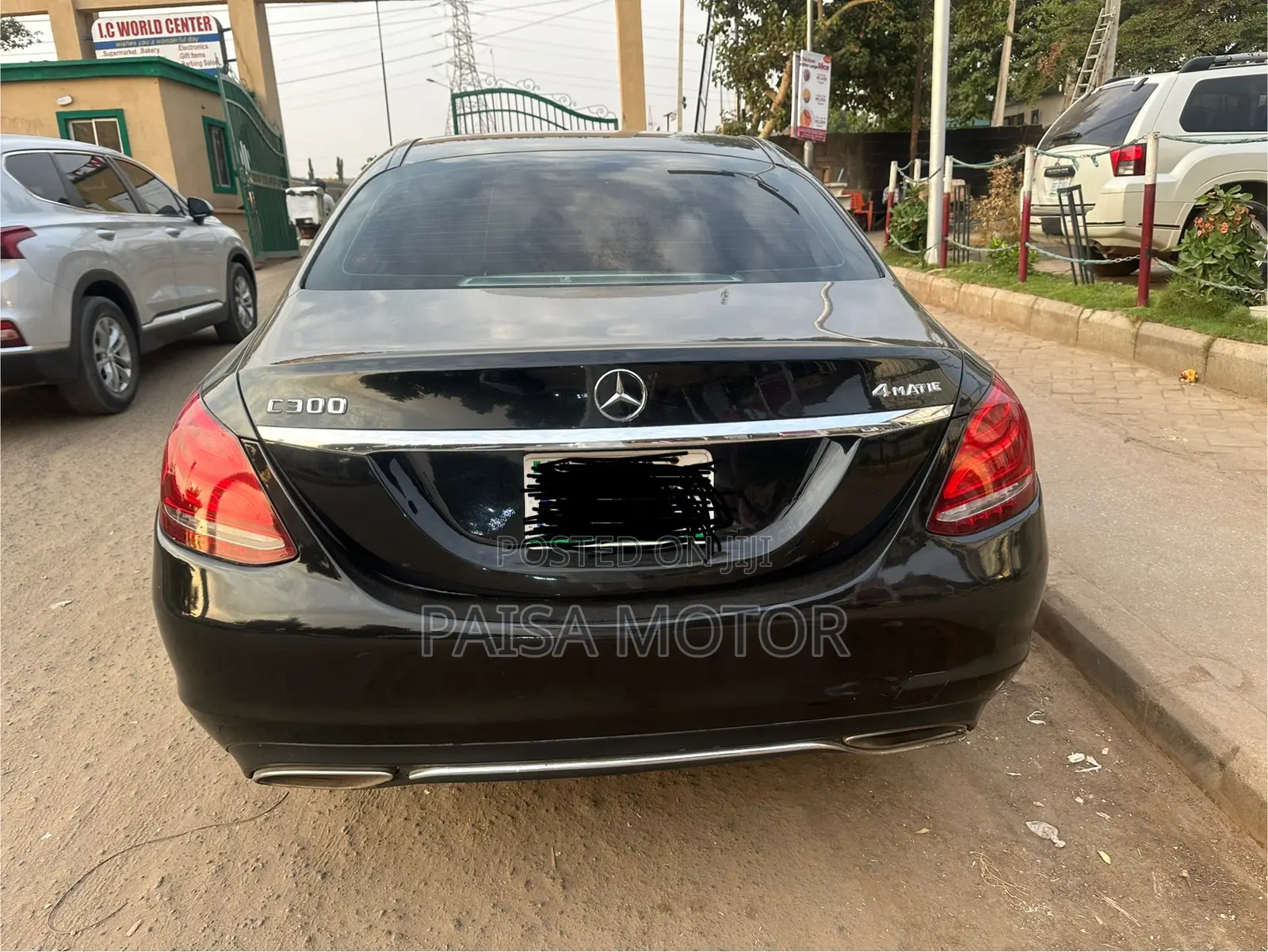 Mercedes-Benz C300 Base AWD 4Matic Sedan (2.0L 4cyl 7A) 2015 Black