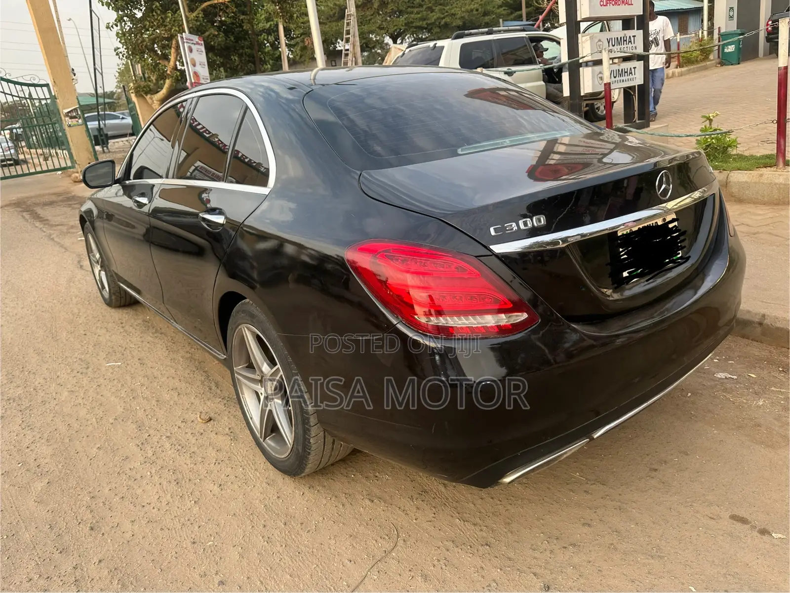 Mercedes-Benz C300 Base AWD 4Matic Sedan (2.0L 4cyl 7A) 2015 Black