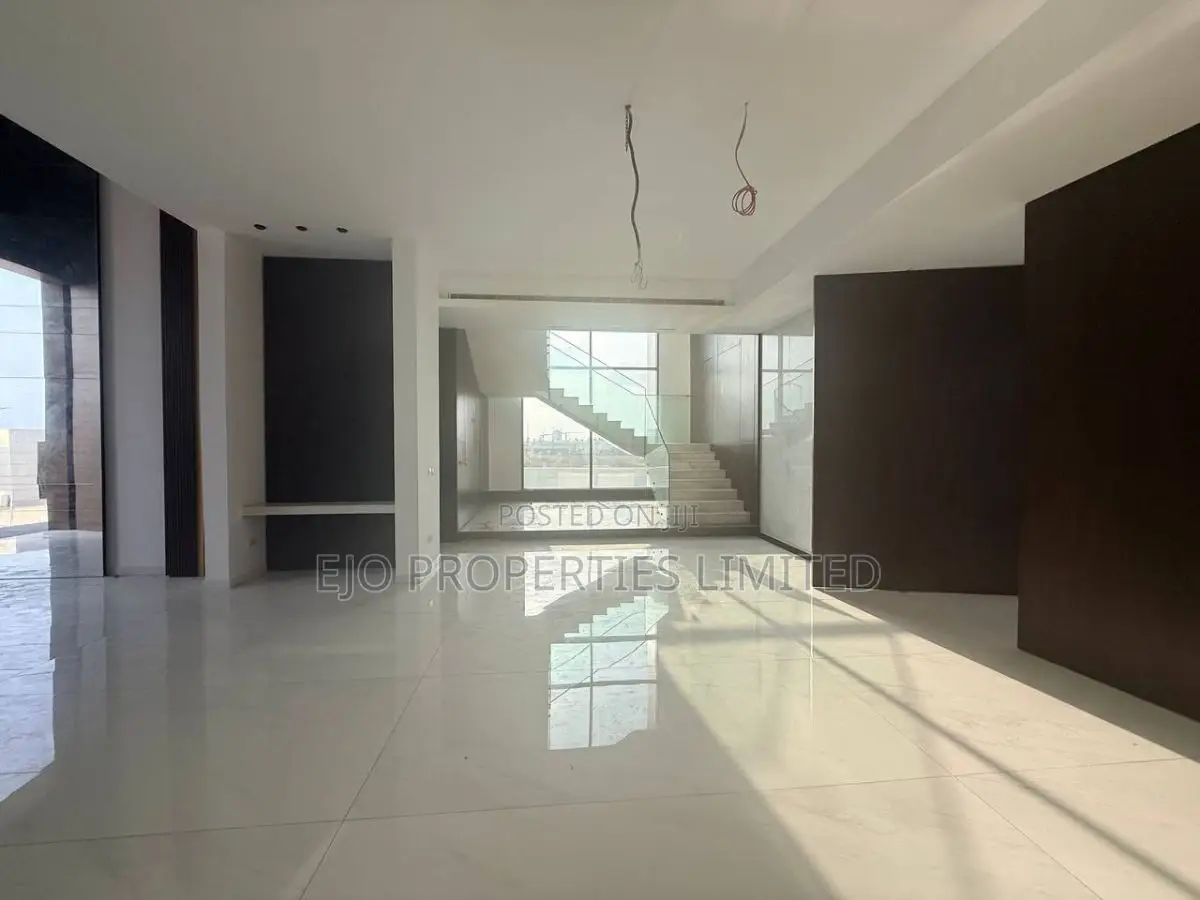 5bdrm Mansion in Eko Atlantic for rent