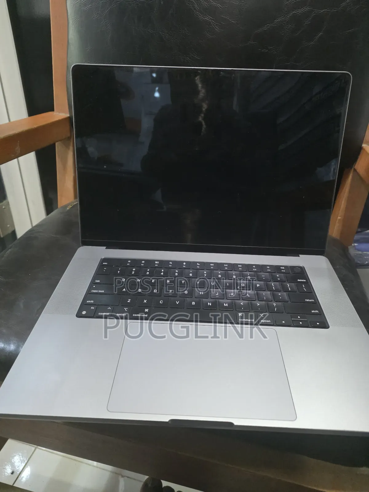 Laptop Apple MacBook Pro 2023 M2 Pro 16-Inch 16GB SSD 512GB